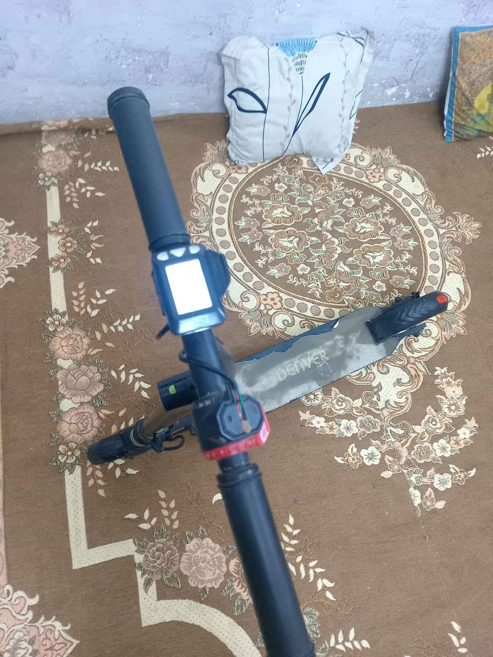 بايسكل ياباني سكوتر شحن باله للبيع المكان كربلاء للاستفسار الاتصال ***********
