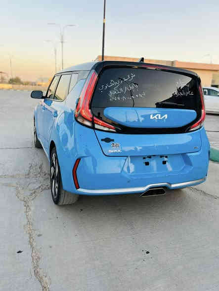 سلام عليكم 
كيا صول 2024 GT دخول جديد بدون رقم 

تحديد مسار 
رادار امامي خلفي 
شاشه كبيره 
تبريد شاشه 
داخل لونين ابيض واسود جلد 
اشاره بلمرايه 
ويل 18  
كيجات. دجتل 

حادثه تبديل بنيد فقط 

بيه ملاحظه بيه خسفه بلقماره بتحميل ومعدله )

السعر ١٦٠ وبيه مجال بسيط 
***********
