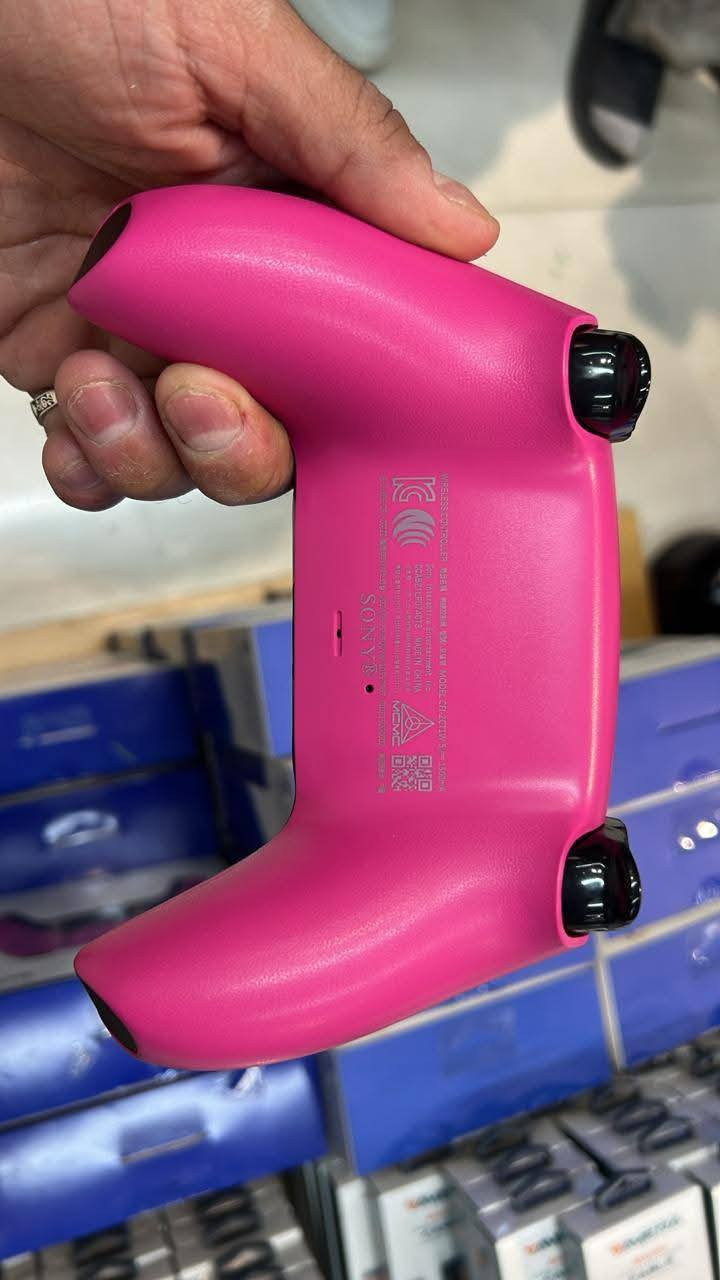 يدة بليستيشن فايف السعر 50الف قفل قفل 
مكان ناصرية ***********
