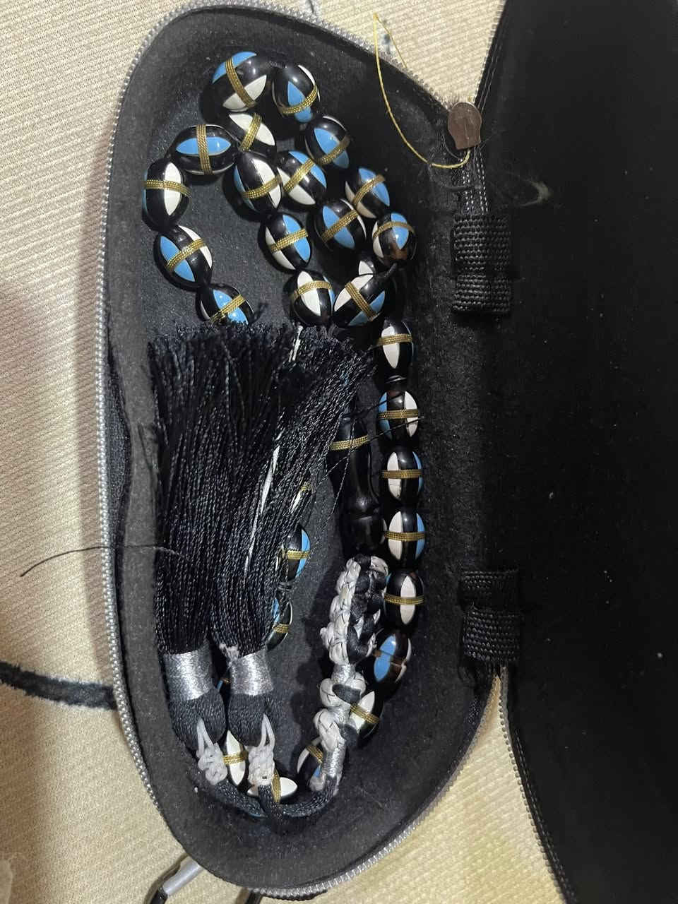 يالله سلام عليكم متوفر خاتم سليماني عطف فضه ٩٢٥صياغه يدويه نجفيه ثقيله وخاتم ثاني فيرزوجاصلي ذمه قديم ينلبس خنصر ناعم وحلو وسبحه نارجين اصليه ذمه مطعمه نحاس قديمه وحجار سليمانيات قديمات مكاني بصره للاستفسار خاص


**إذا كنت صاحب هذا الإعلان وتريد حذفه لأي سبب، رجاءا أرسل رسالة إلى الدعم الفني**