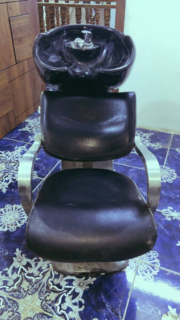 السلام عليكم
غراض صالون مستعمل شي قليل
ما متوفر علئ واتساب
***********
مكلف بنشر اني
