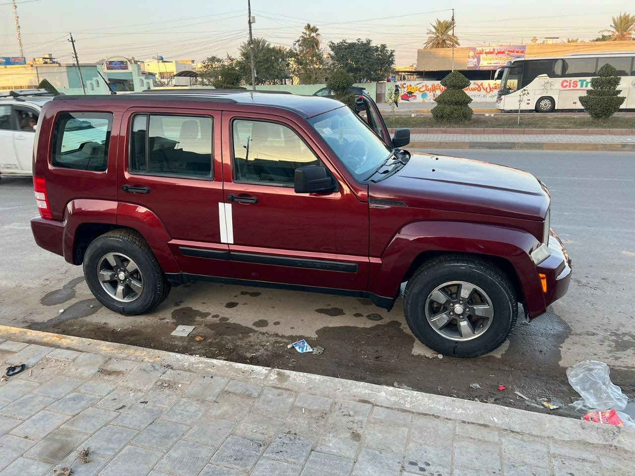 سلام عليكم سياره جيب
لبرتي 2008 سياره بأسمي مكاني الشعب شارع الصحه 
***********
السعر 95
