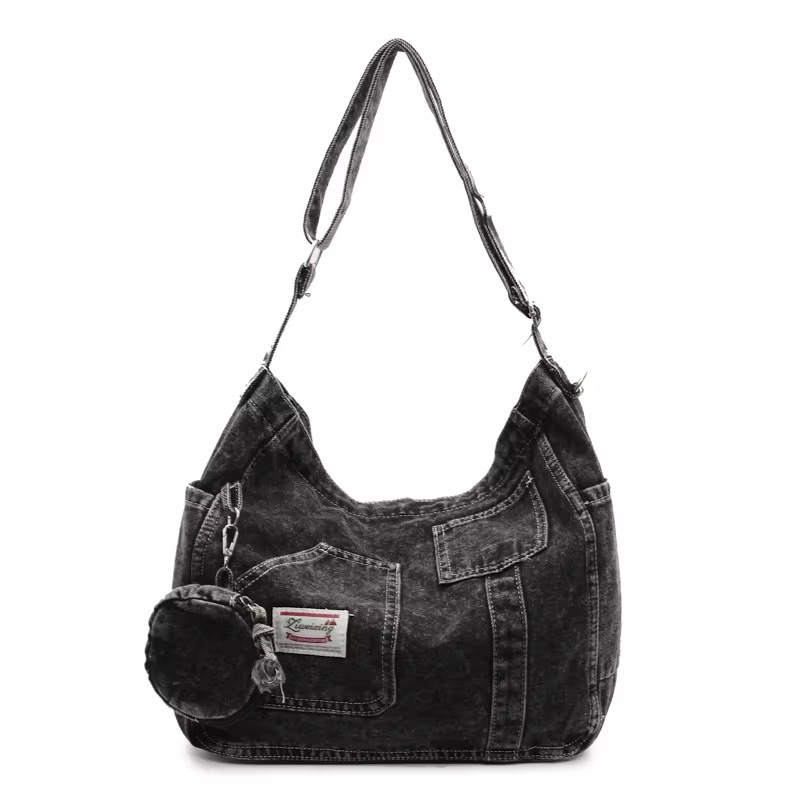 ⁨	✨ حقيبة جينز عملية وعصرية ✨

👜 خامة جينز مميزة بتصميم كاجوال يناسب الطلعات والاستخدام اليومي
🤍 واسعة وتكفي أغراضك الأساسية بكل راحة
🎁 مرفق وياها البوچ الصغير مثل ما موضح بالصور

💰 السعر: 18,000 دينار فقط
🚚 التوصيل: 4,000 دينار لجميع محافظات العراق
✅ ضمان فحص القطعة أمام المندوب قبل الاستلام

📩 للحجز أو الاستفسار راسلينا على الخاص، والكمية محدودة 💕⁩
. 
. 
. 
. 
. 
#jeans #جينز #حقيبه #جنطه #اكسبلور_explore


**إذا كنت صاحب هذا الإعلان وتريد حذفه لأي سبب، رجاءا أرسل رسالة إلى الدعم الفني**