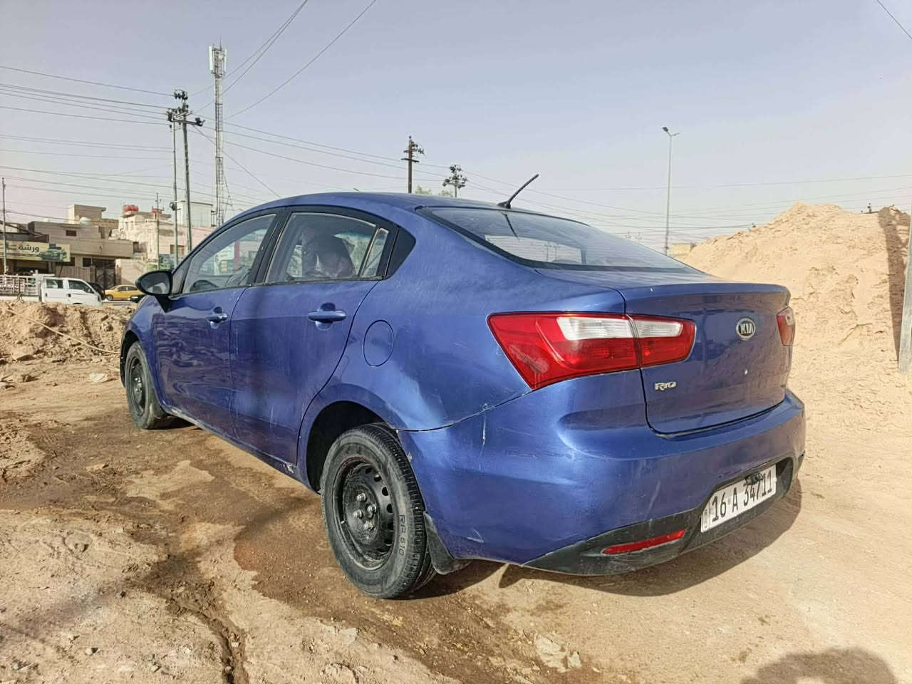 ريو ٢٠١٣ خليجي مكينة ١٦٠٠ خطرتين بيها جراد بسيط ولا قطرة صبغ بيها ... بيها باردات بسيطة السنوية بأسمي ثاني تحويل هزة جديدة رقم قادسية***********
