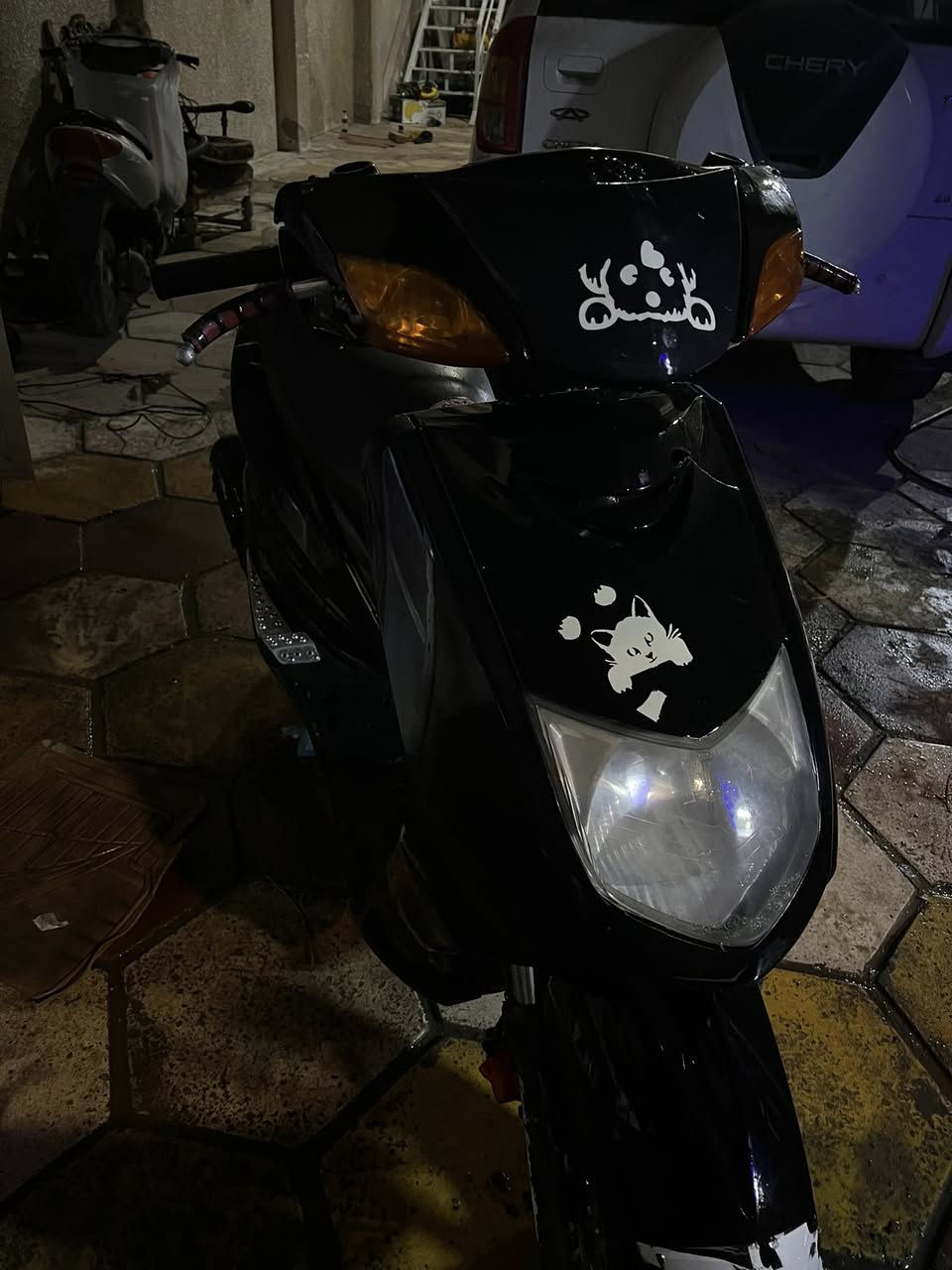 مكاني بغداد صليخ قرب مركز شرطه صليخ 
سعر 230  نقصهه فقط باتري بيهه بس تعبان 
***********
