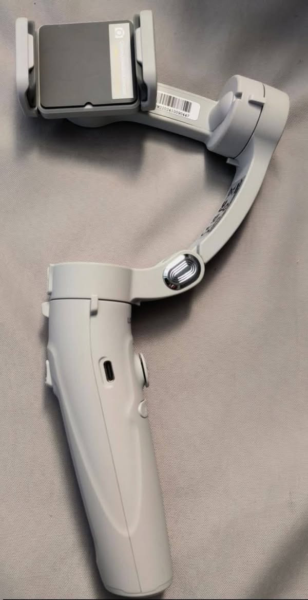 مثبت كاميرا اوزمو مانع اهتزاز للتصوير ماركه LOOMON
ب ٥٥ الف مع التوصيل لجميع محافظات العراق


**إذا كنت صاحب هذا الإعلان وتريد حذفه لأي سبب، رجاءا أرسل رسالة إلى الدعم الفني**