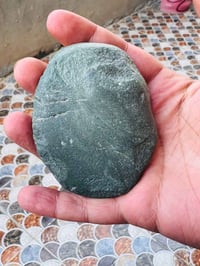 حجر يشم اصلي قديم مال ملاكط للبيع (قيم بالي يرضي الله) 07763858955