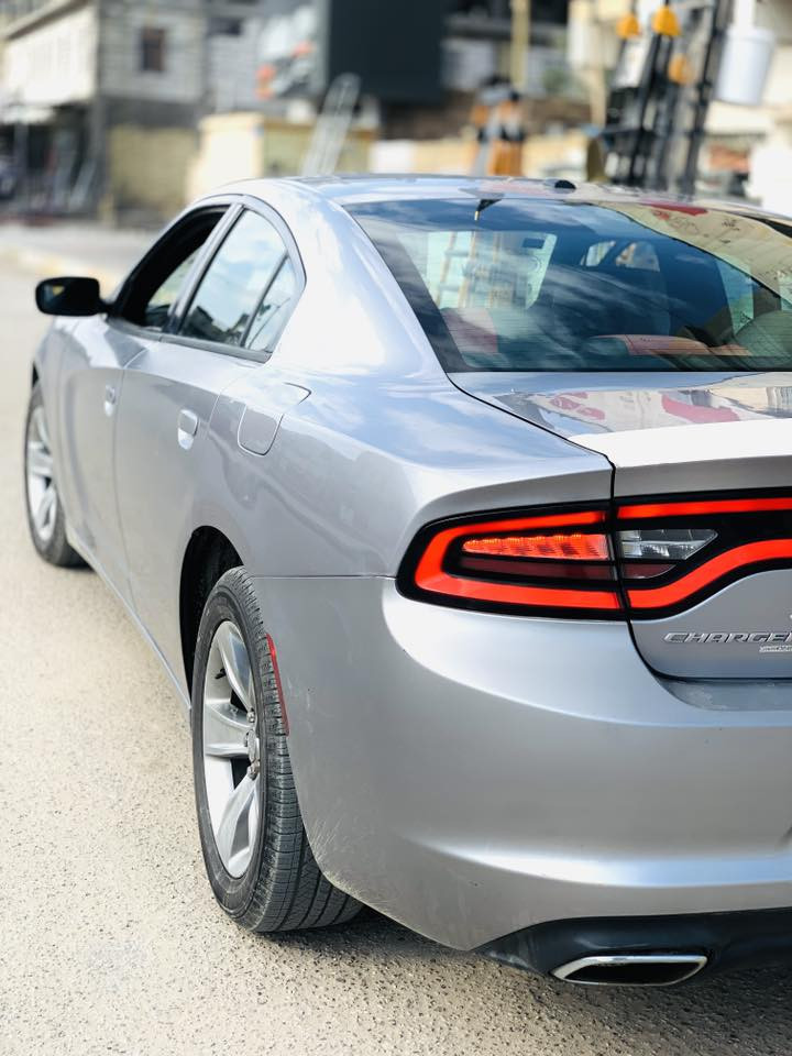 سلام عليكم للبيع جارجر 2015 اصل خليجي كفالة عامة من الضربة 

بجم كبس

محرك كير اكسل كفالة 

رقم مثنى إنكليزي مداور ثاني يوم

هزة جديدة 

ماشيه ٢١٥ الف كيلو متر مو ميل

محرك 6V 

السعة 3600

مواصفات شاشه تحكم ستيرن كامره

كشنات جلد تبريد قطعتين 

مازدات جدد 

زنون عالي ناصي 

(السيارة بيها كلير في البيبان والجاملغ الخلفي فقط بدون ضربة)

للاستفسار اكثر اتصال عبر (***********) 
المكان السماوة 
خاص ماكو
