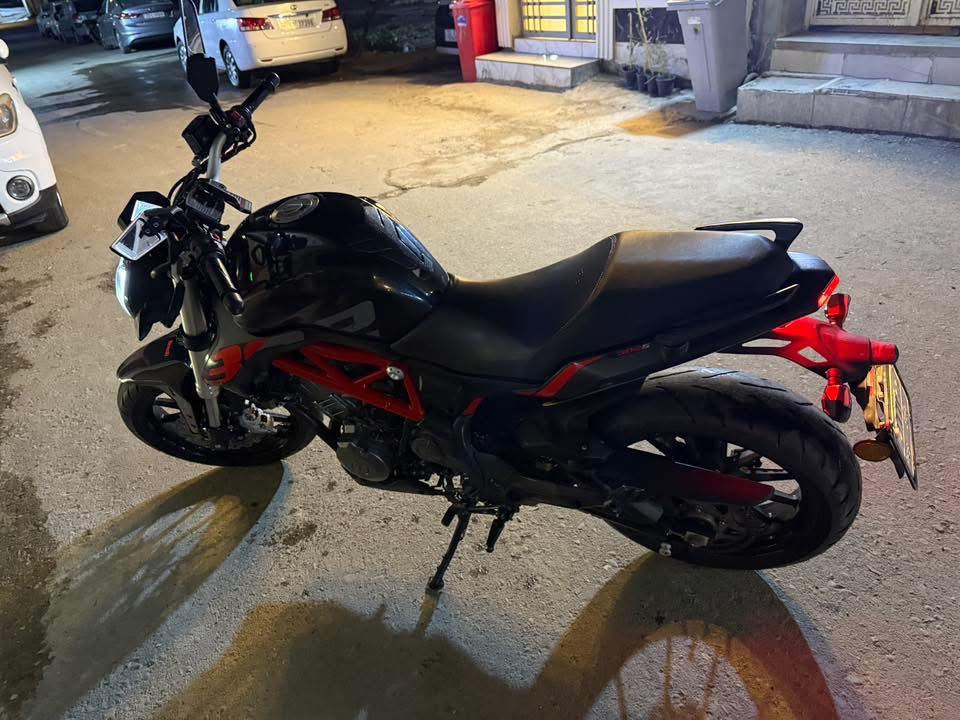 السلام عليكم بنلي 302 للبيع 2020 كفاله عامه ترايك لشمال 
حساسات فول رقم بغداد السعر 17 $  ‭0772 651 6800‬
