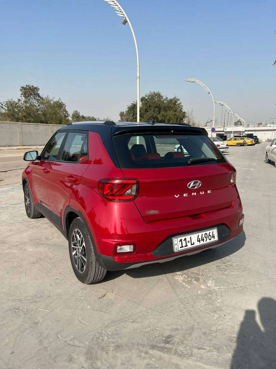 سلام عليكم هونداي فينو للبيع وارد امريكي بدون ضربه بيها تخريب كاسرين الجامه الخلفيه وحاركين شويه من التنته فقط محرك ١٦٠٠ دبل نوزل كير AT السياره جديده تخم تاير جديد مابيها ملاحضات صافيه كلش غرفتها مدوشمه شغل درجه اولى السياره ماشيه ١٩ الف فقط 

مكاني بغداد الكاضميه

السعر ١٤٥ وبي مجال بسيط 

رقمي *********** بي واتساب بغداد, العراق
