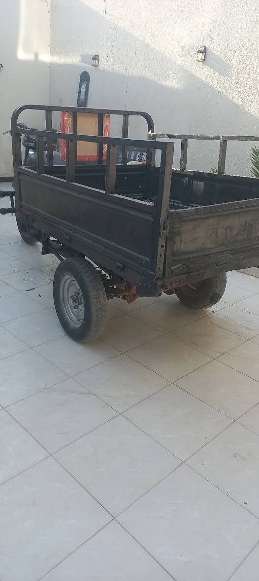 ستوته ادوات سعر ٥٠٠ وبيه مجال قليل بصره اب الخصيب شاصي مكفول***********
