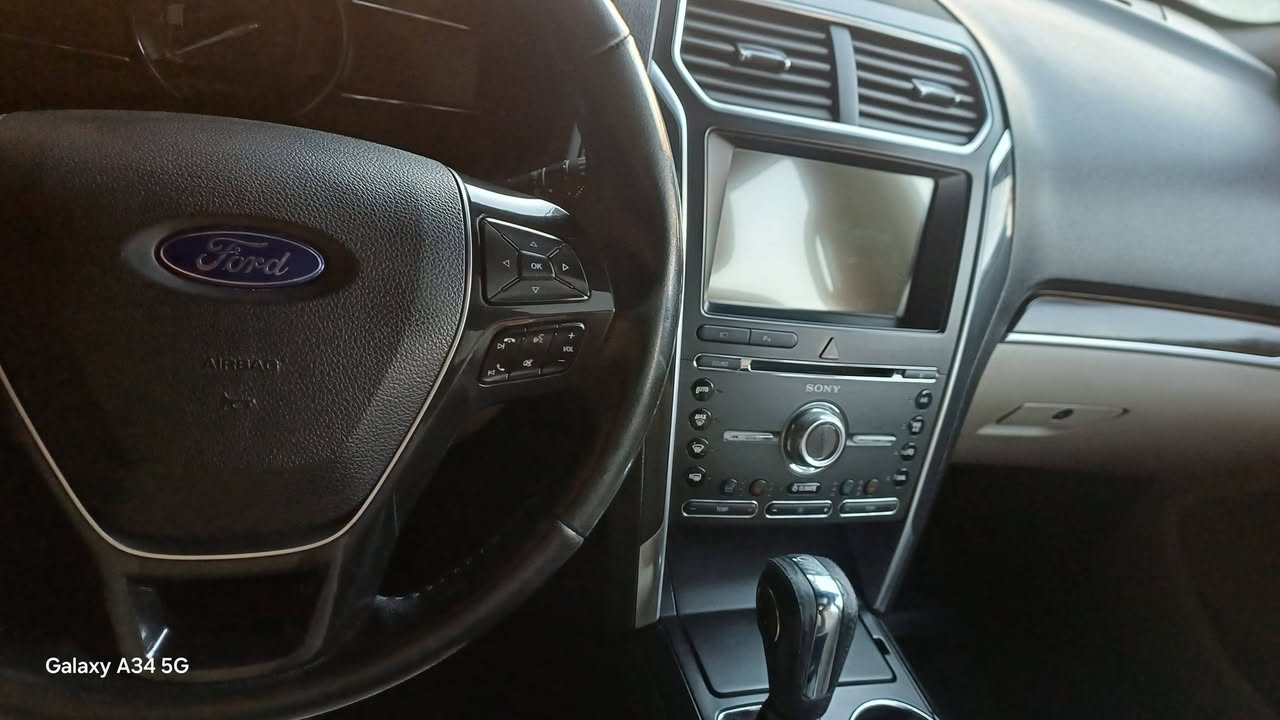 بدون يرباك مواسفات لمتيد  بس شوبور سبوغ.   *********** سعر ١٨٠ موديل ٢٠١٨
