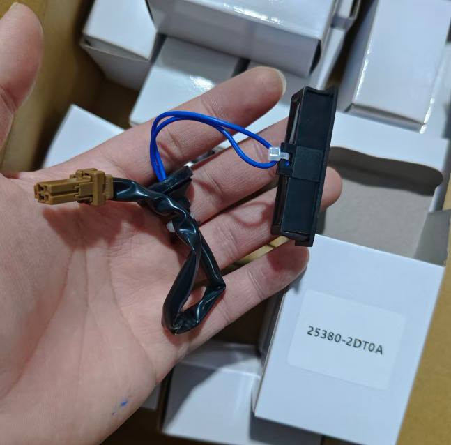 قطع غيار رينو وصلتنا حديثا .. 
معرض اف كار 
بصرة 
محلات ملعب الجمهورية قرب قاعة اعراس قصر الاحلام الفرع الثاني صناعية حمدان مقابل الشارع العام قريب البانزين خانة جملون رقم اف 10 
***********
***********
تتوفر خدمة توصيل لكافة المحافظات 
بصمة صندوق 15
مجول سفران 15
مجول سفران نيو 18
يدة إشارة سمبل حديث 35 
كتف تبريد رينو كوليوس 75
حساس صالنصة جديد 35
