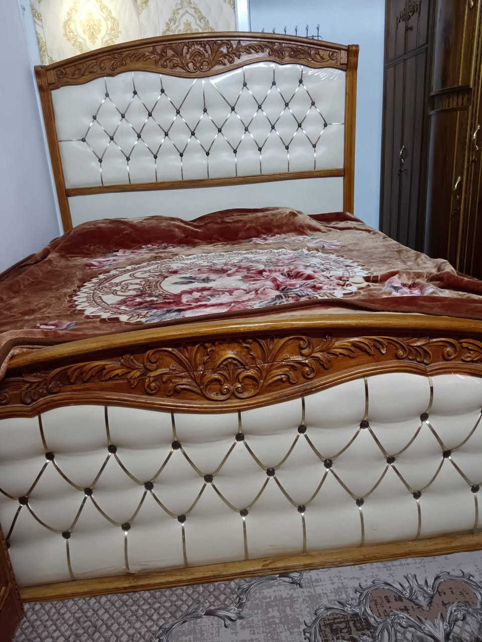 البيع غرفة ستخدام شهرين العنوان ديالى ***********
