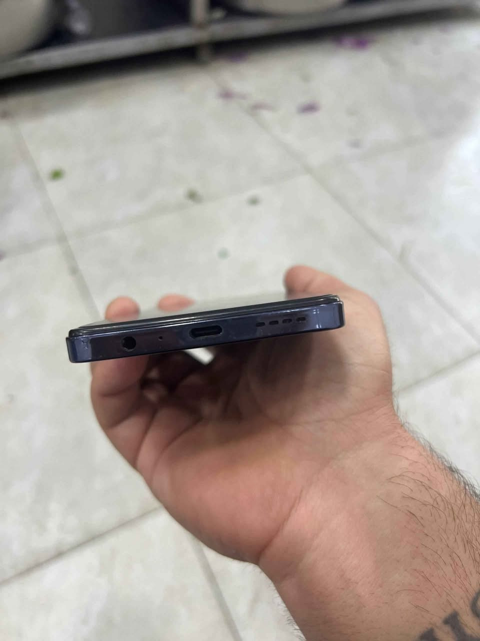 سەرەتا سڵاو ئەم مۆبایلە بۆ فڕۆشتنە زۆر خاوێنە تیکنۆ پۆڤا 5 نەکرایتەوە بەشەرتی هەموو شتێک دەفڕۆشم نرخی 155 هەزارو کەمێک مەجال لە هەولێرم گەیاندن نییە أربيل, العراق


**إذا كنت صاحب هذا الإعلان وتريد حذفه لأي سبب، رجاءا أرسل رسالة إلى الدعم الفني**