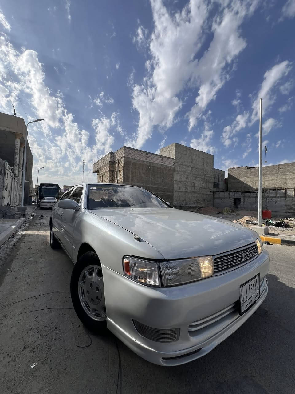 سلام عليكم.  كرسته. مديل. 94 دخول جديد مزاد كمركي شرط تسجيل جديد. سنويه لل28 تحويل ثاني يوم. كفاله كص وضربه ونغل جثه وكفاله من قطرت الزنجار والخياس. مرشوشه جماله اثر جراد. بسبب الوكفه وكفاله من أي عيب شرعي. مكينه ثنين ونص بلاد مكينه وكير وحداده. ميه بل ميه. كهربائيات وباتري وتخم تاير. جديد تبريد ثلج. سياره جديده مكاني. بصره.  سعره. 84.  أربعه وثمانين. وبيه مجال للشراي.  ***********.
