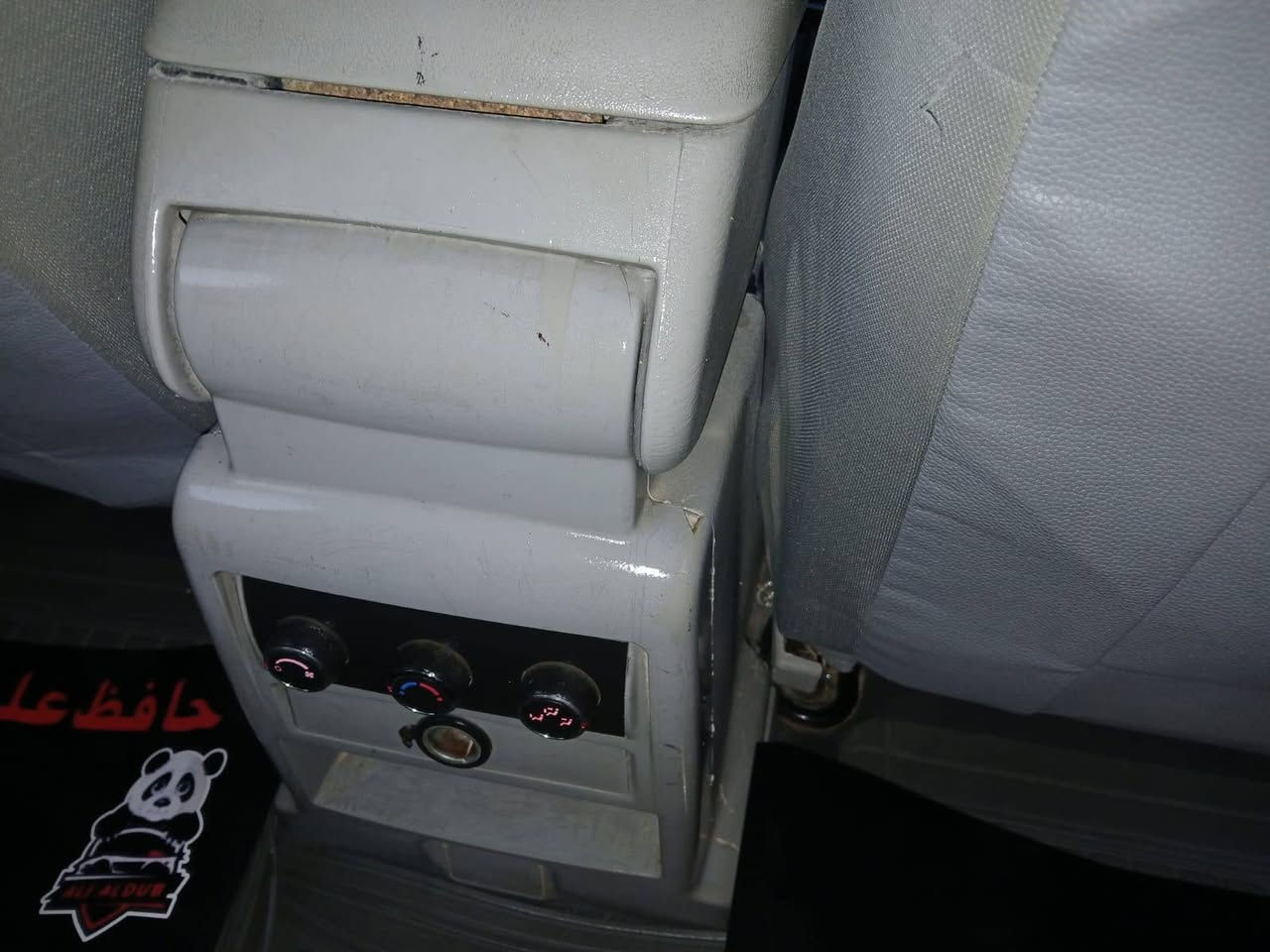 السلام عليكم شباب عندي سياره سان سوكي موديل 7فول موصفات على وضع شركة مكينة كير خير من الله تخم تاير رقم جديد بسمي تحويل ثاني يوم سعر 75 وبيهة مجال حك لجيه رقم الهاتف *********** وبي وتساب
