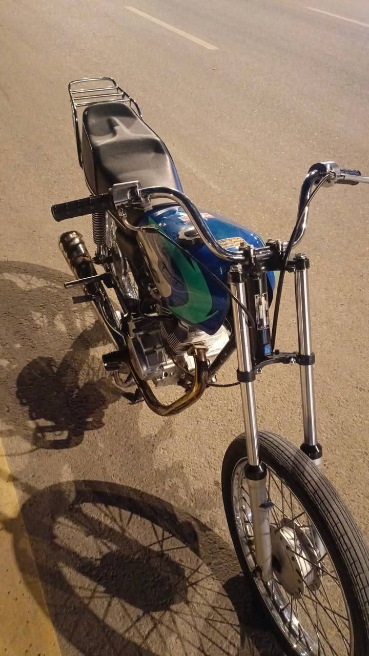 السلام عليكم دراجه للبيع كلك مستعجل عله بيعتهه ***********
