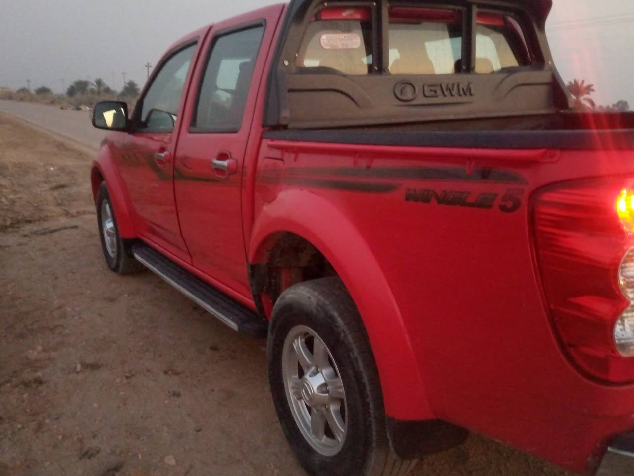 كريت وويل موديل23 رقم مثنى تحويل حره سنويه لل28 للبيع او مراوس ماشيه 130 بيه باب البديل بيه طخه بسيطه ومبدله اصلي فقط  
جاهزه السياره  مكلف بنشر *********** مكان السياره الرميثه
