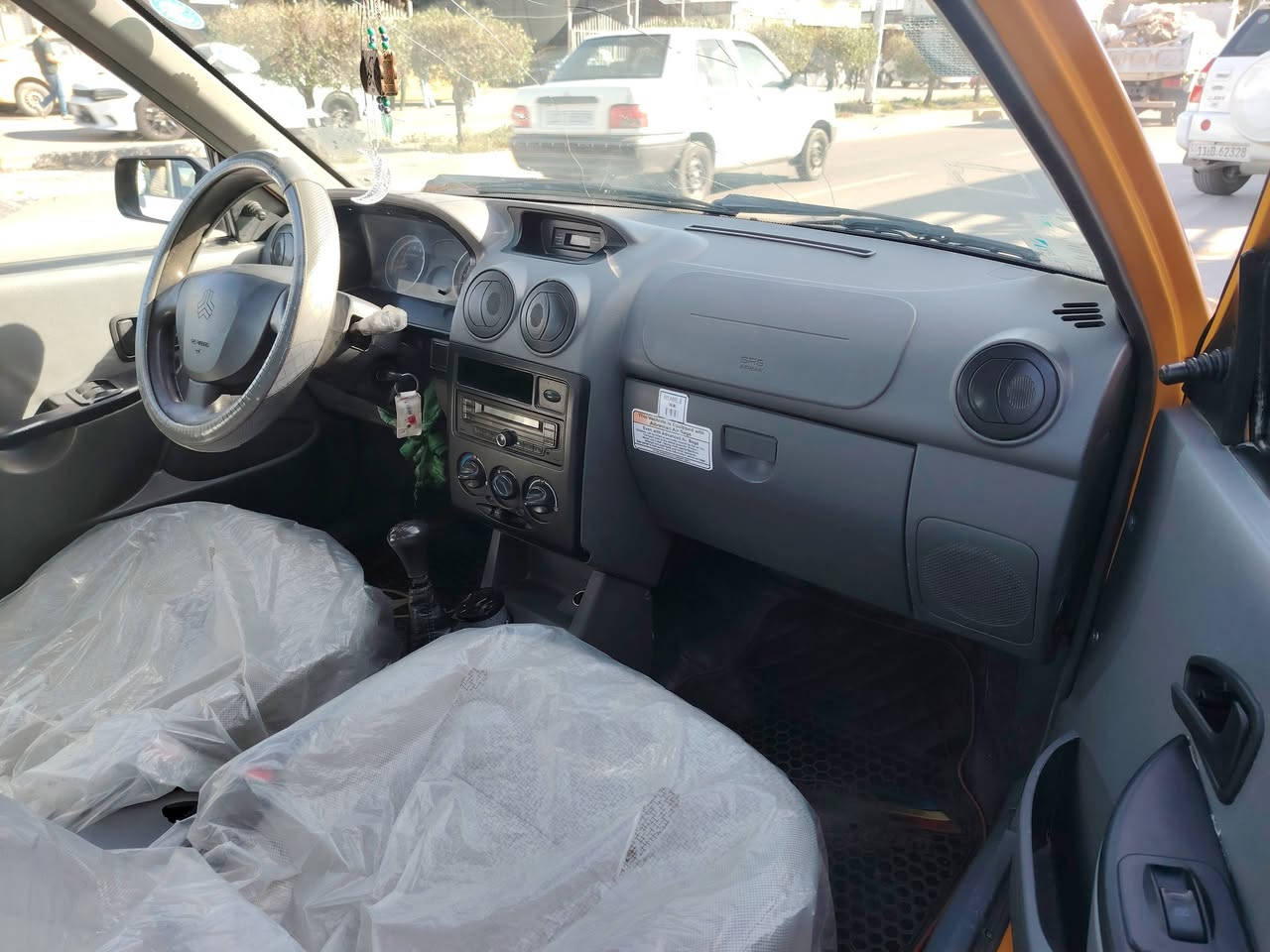 السلام عليكم سايبه 2018 رقم بغداد مصفره هي او غرامات السياره جير بمكينه تخم تايرهكله بشرط تبريد ثلج تدفئه شغاله سياره جاهزه ما بيها كل نقص مكان السياره بغداد والسعر 47؟ ***********
