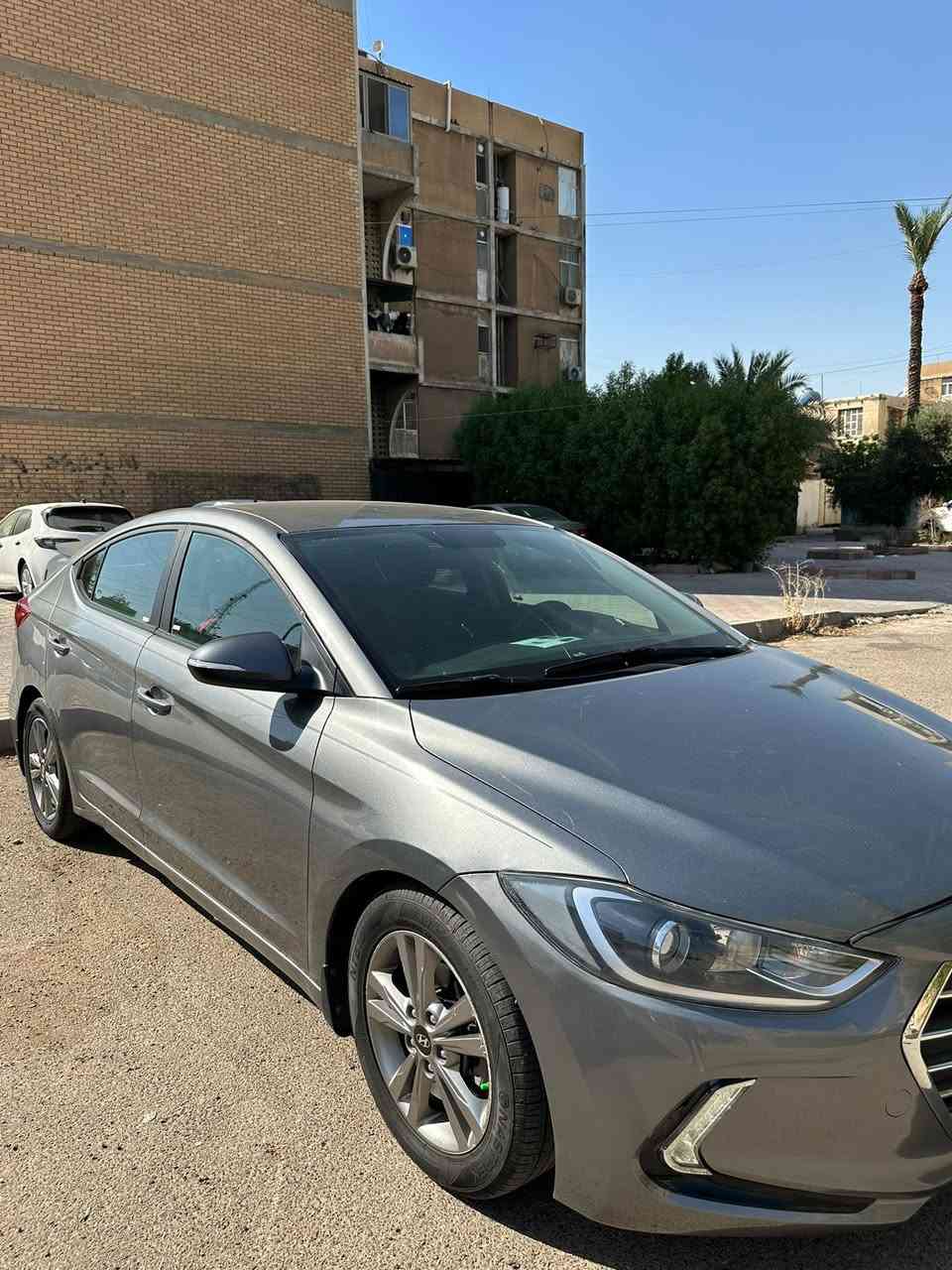 سلام عليكم 🤚🏻
الانتره وارد امريكي كلين تايتل  

مديل 2017

كلين تايتل كفالة عامه بدون صبغ بدون ضربه بدون ايرباك

فقط مكانين تعديل بارد  

المحرك 2000 دوش المرغوب 

ماشية 85 مايل حقيقي 

رقم اربيل غرامات تحويل بشرط 

كير محرك بشرط برغي ممفتوح 

تبريد صدر حدادية بشرط كل نقص مابيها

📍المواصفات ✅

📍3 مودات قيادة

📍مانع انزلاق

📍اشاير بل مري 

📍شاشة تدعم الكار بلي  

📍استيرن تدفئة  

مكان السيارة بغداد زيونة

  ***********
