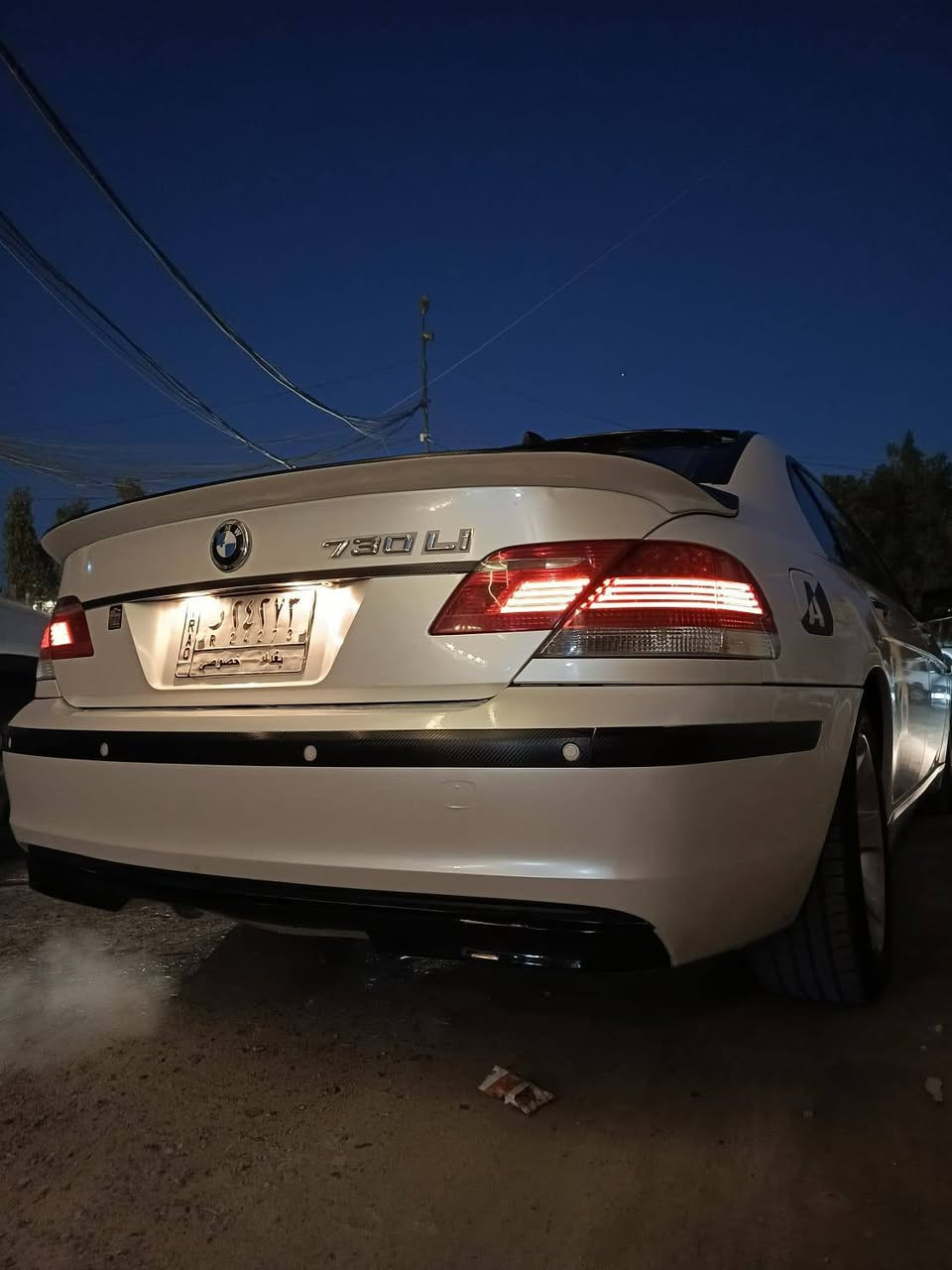 السلام عليكم
بي ام باخرة البينا BMW alpina خليجي
حجم 730li
6 سلندر
موديل 2004 
فول مواصفات
  فتحه سقف 
بيبان شفط صندوك شفط 
بردات كهرباء
صندوك كهرباء
مواصفات الباخرة المعروفه
مكينه كير كفاله شرط
كهربائيات بلاد على وضع الشركة
تخم تاير جديد

كفاله من الضربه والعيب الشرعي فقط صبغ جمالية و مغلفهة ابيض لؤلؤي

سيارة جاهزه للأخير ماتصرف عليها
رقم بغداد تحويل ثاني يوم
مكان بغداد الاعظمية 
السعر 125 قفل قفل
اي استفسار

***********
‭***********
