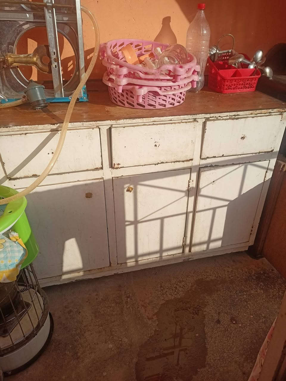 السلام عليكم ورحمه الله وبركاته عندي اغراض منزل للبيع زايد تانكي مال ماي زايد عربانههكونتر زايد كاونتر زايد اوفن راسلني على الرخاص او على الرقم***********
