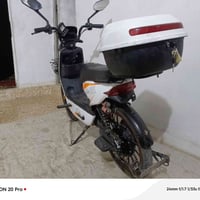 دراجة شحن للبيع مابية شي بس بطارية واكفة تبديل بطارية الشراي يراسلني م...