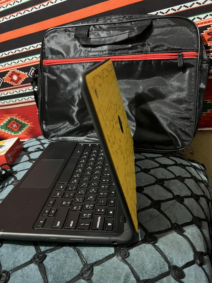 لابتوب DELL لمس وقلاب سعره ب٢٠٠ وبي مجال بسيط .كامل مع ملحقاته فول نظافة ولا ضرر


**إذا كنت صاحب هذا الإعلان وتريد حذفه لأي سبب، رجاءا أرسل رسالة إلى الدعم الفني**