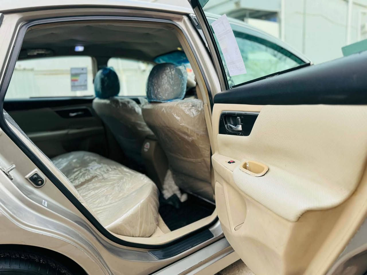 نيسان التيما 2013 خليجي مكفوله من الحادث بيها بس بونت صبغ فقط بدون حادث .كير محرك تبريد كهربائيات شرط سياره تجي تشوفها احلى من الصورا رقم اربيل الدولي باسمي تحويل وكاله شرط سعر 99ومجال عنوان اربيل 
***********
***********

التيما 2013 خليجي ناو زه رد بى ليدران به س بونيتي بوياغه بناو خوما هه مو شتي نوا مه كينه 4بستن سعرى 99ومجال شوين هه ولير أربيل, العراق
