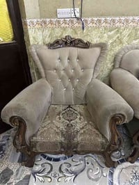 تخم تركي ١٠ مقاعد خشب زان   للبيع سعر ٦٠٠ ألف وبيه مجال بغداد رئاسة مع...