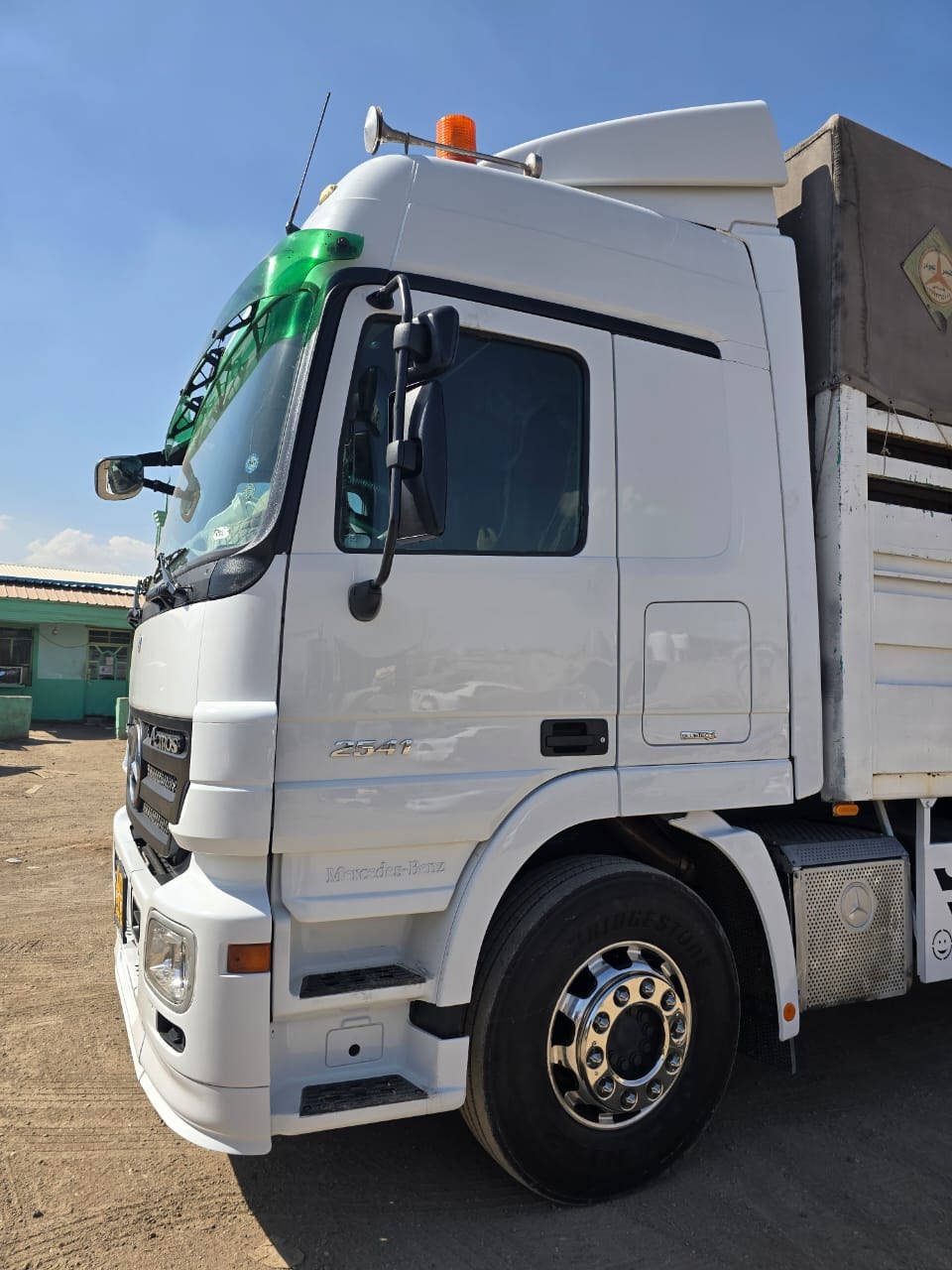 2008 عرجه 12 نمر فول موصفات  مثل ماشوف بصوره سياره  بسمي  مكان البصره القرنه  سعر 440  بعد اخوك الموشراي لا تعبنه هواي عالم تخابر تحب تسولف  هاذ رقمي ***********  خادم للطيبين
