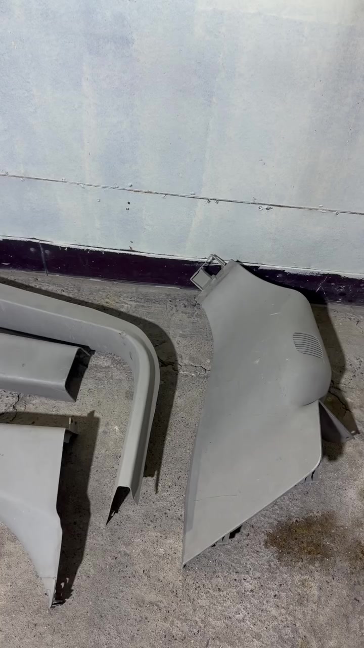 غراض دوج كرفان بطاين داخلي مال جام بلكامل ماطور وسكه وقفاله قيم واخذ مكاني كركوك وهذه رقمي ***********
