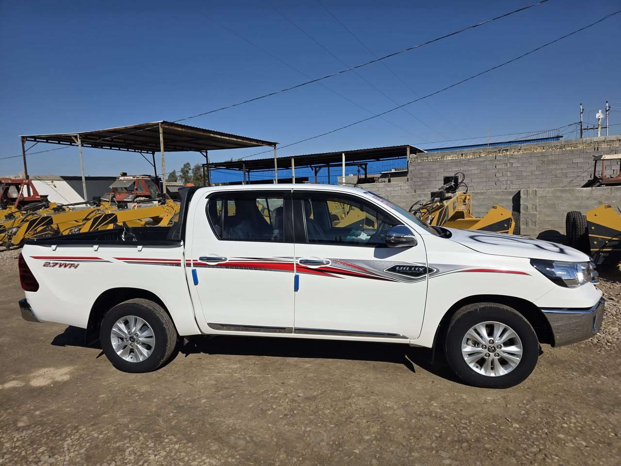 للبيع تيوتا هايلوكس 2024
كير وتماتيك ماشيه ٢٧الف كفاله عامه 
للاتصال والاستفسار ***********
