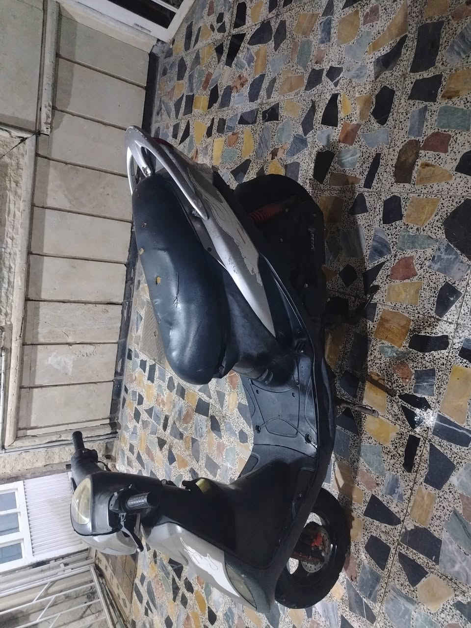 السلام عليكم دراجه للبيع الدراجه كلها بلادي ما بيها شي تجاري رقم *********** و
السعر ب٥٠٠ وبيها مجال
مكام بغداد حي القاهره

