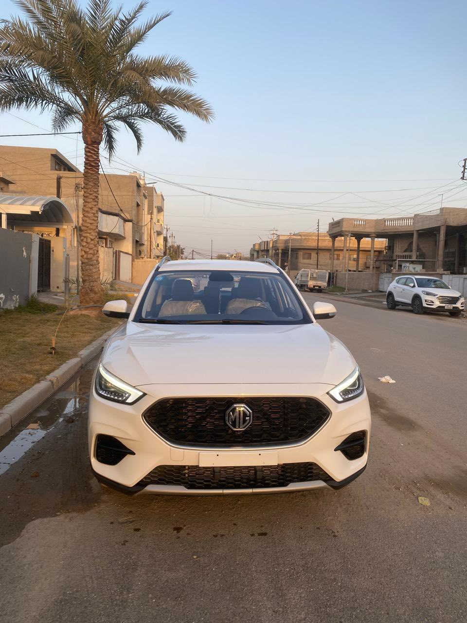 سلام عليكم سيارة زيرو جديده للبيع MG zs موديل 2024 مواصفات ال zsمعروفه السياره بدون لوحات فقط فحص موقت السعر 145$وبيها مجال مكاني بغداد حي عامل الاستفسار الاتصال على رقم ***********

