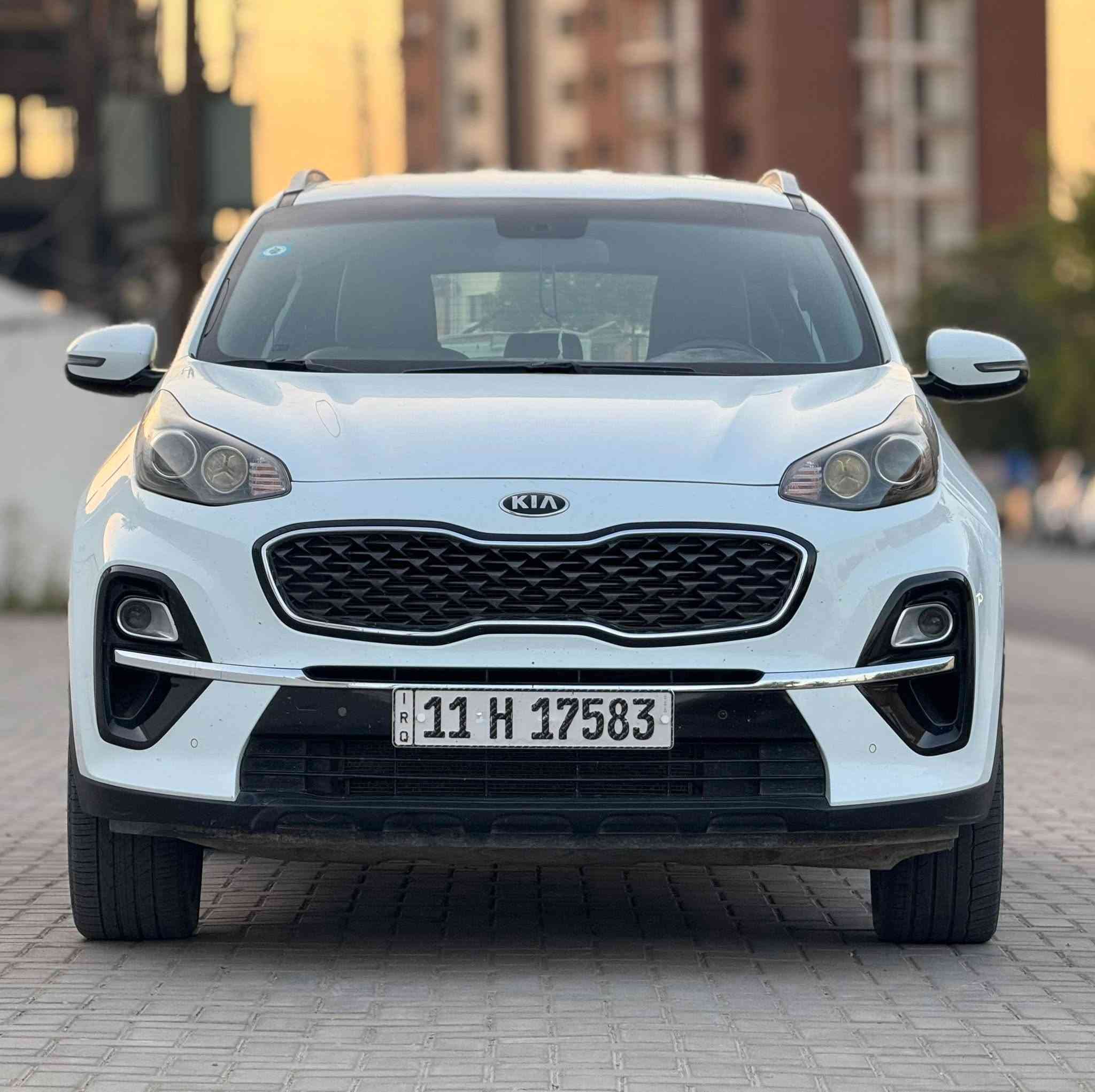 السلام عليكم 
سبورتج 2020
خليجي مكفول
محرك 2000 دوش مكفول  
داخل لونين 
مري شفط + اشاير بالمري 
فول تحكم ستيرن 
شاشه جبيره +كامره دواره 
جاهزه بدون اي نقص 
السعر / 187 
العنوان / بغداد / سيديه 
للأستفسار / ***********
