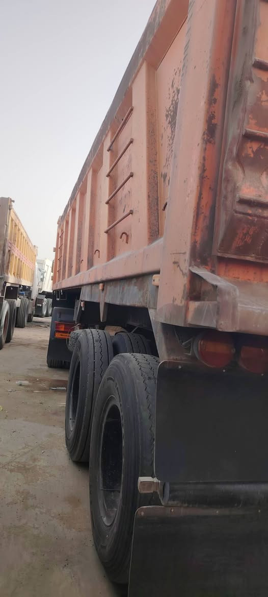 السلام عليكم عربانه ناصر احمد تخم تاير للبيع مكفوله مكان سماوه ***********
