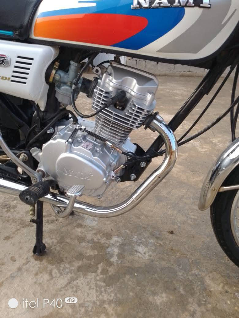 سلام عليكم شباب عدي هاي دراجة وراق مكاني ناصرية سعر 500وبيهة مجال***********
خابروني
