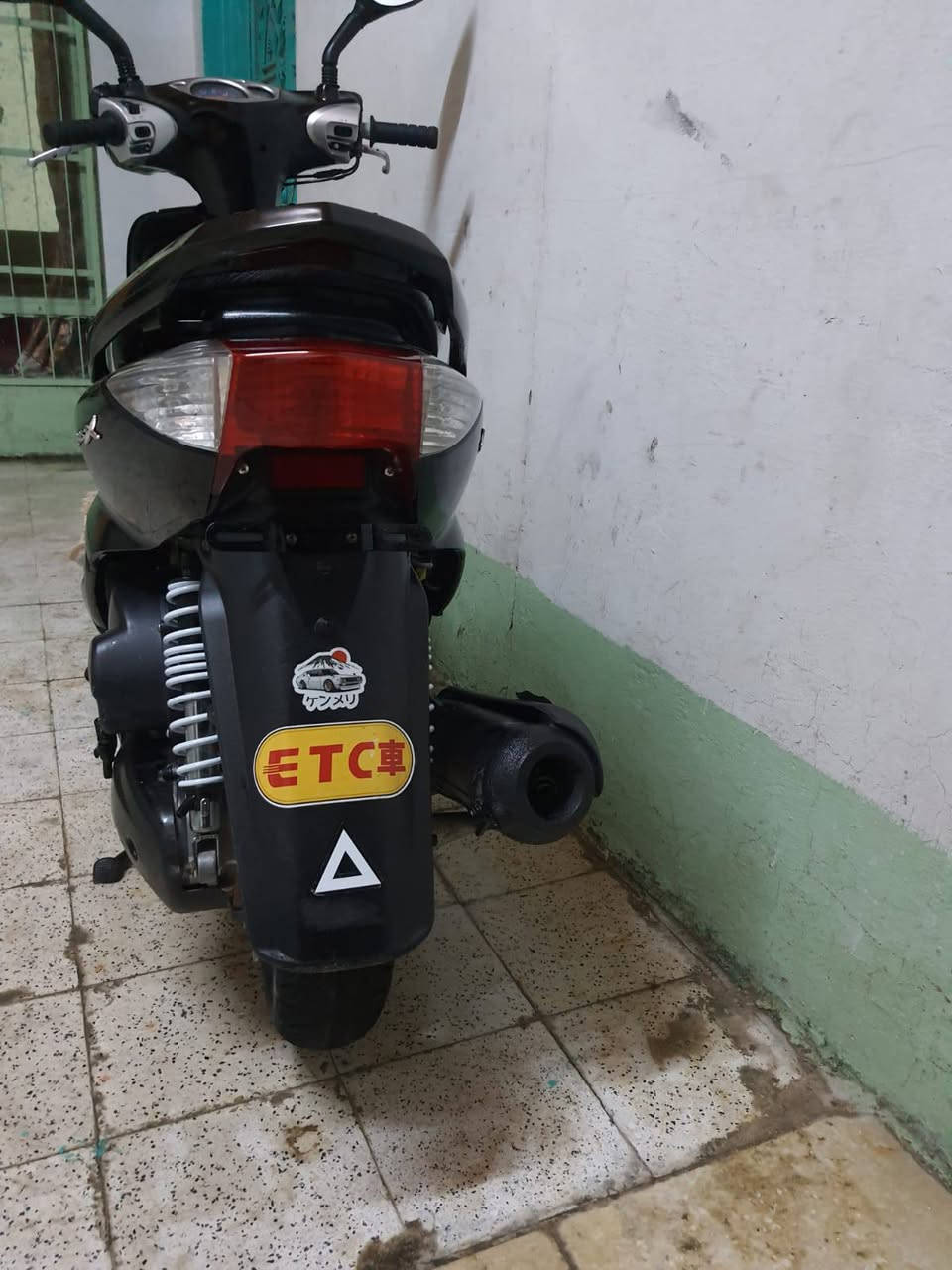 سلام عليكم سكنس نثية ياباني 110 ستان حساس كهربائي شعلة معدل الدرجة خير من الله كهربائيات كلها تشتغل ونكرة سلف سعر 700 وبيها مجال الشراءي يتصل واتس على رقم ***********
