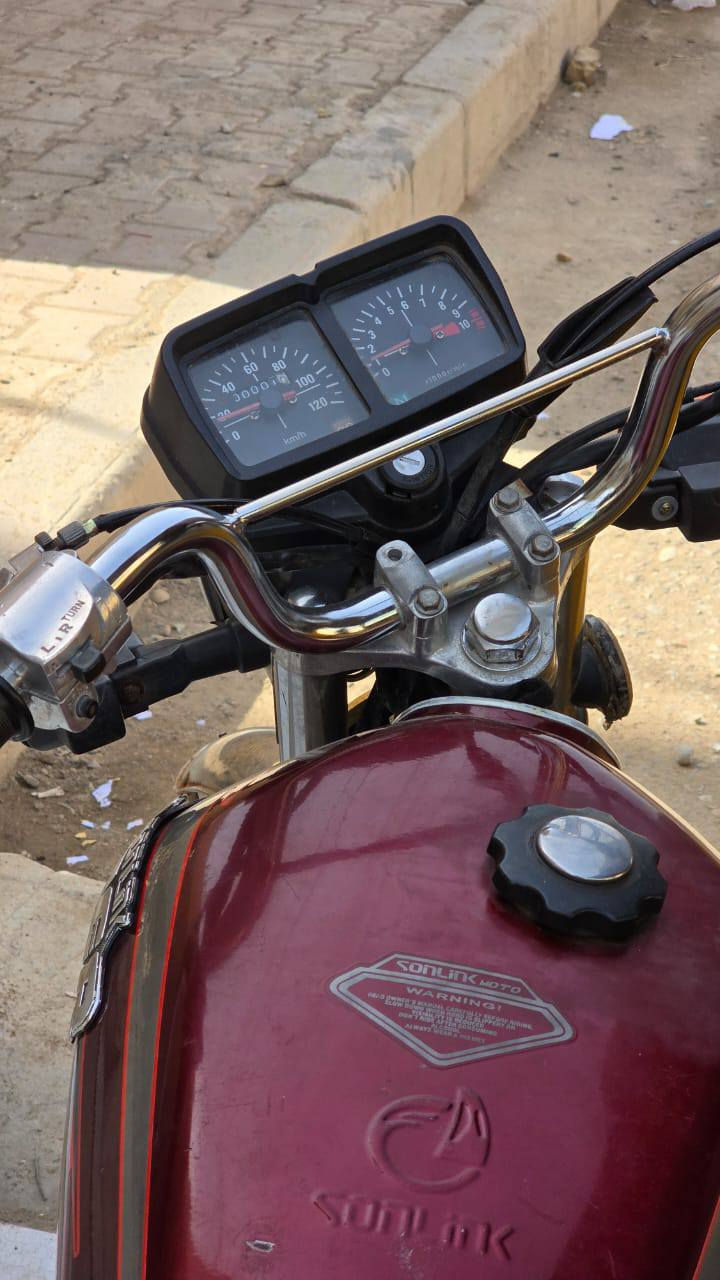 سلام عليكم دراجه تايكر وراق سكنر موديل 2021عنوان ميسان العماره ابو رمانه ***********
