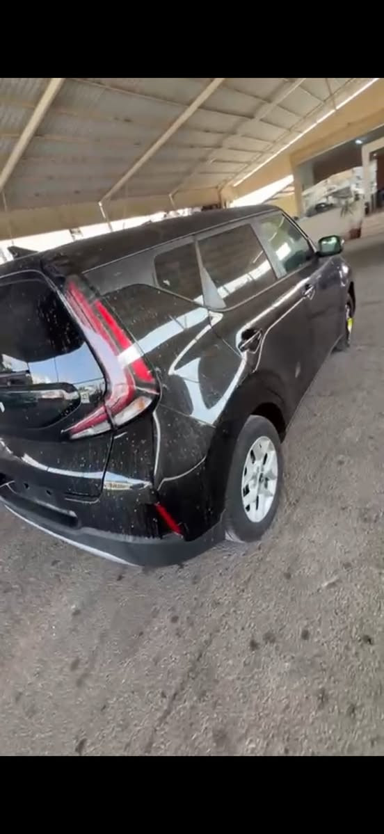 كيا صول وارد امريكي موديل 2024 محرك 2000 دوش ماشيه 8.000 الف موصفات فول عده الفتحه بصمه وشاشه جبيرة  كرسي كهرباء رادارات امامي خلفي وبل مري نضام سبورت توقف ذاتي تشغيل عن بعد تحديد مسار موصفات كلش حلوه بيه 
السيارة بدون دواخل كفاله عامة من الصبغ والتبديل حته الحدادية
بدون ايرباك  
التواصل والاستفسار *********** 
 ملاحضه سياره حاليا ب عمان تريده حره او شهداء 5 ايام وتوصلك لبغداد بعد الاتفاق
مكاني بغداد الحبيبية
