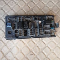 قاعدة فيوزات أفيو • أصلي • تفصيخ