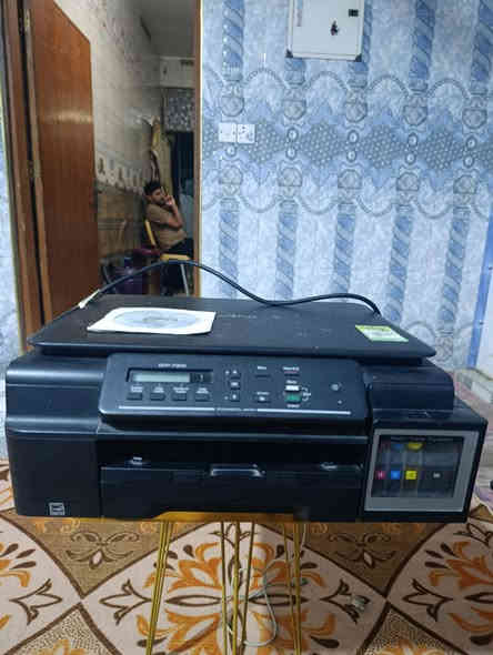 للبيع لابتوب acer .طوابع للاستفسار رقم***********
