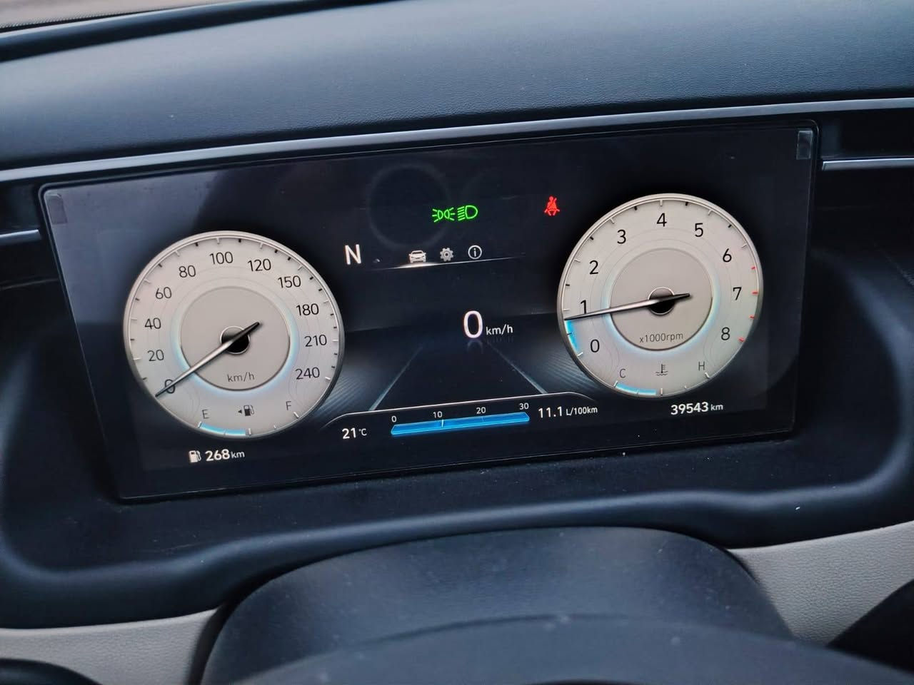 السلام عليكم
توسان موديل 24 خليجي كفاله عامه من البارد والصبغ 
عدا هاي الرصعه
مكان بابل سياحي 
للستفسار اتصل على الرقم ***********
