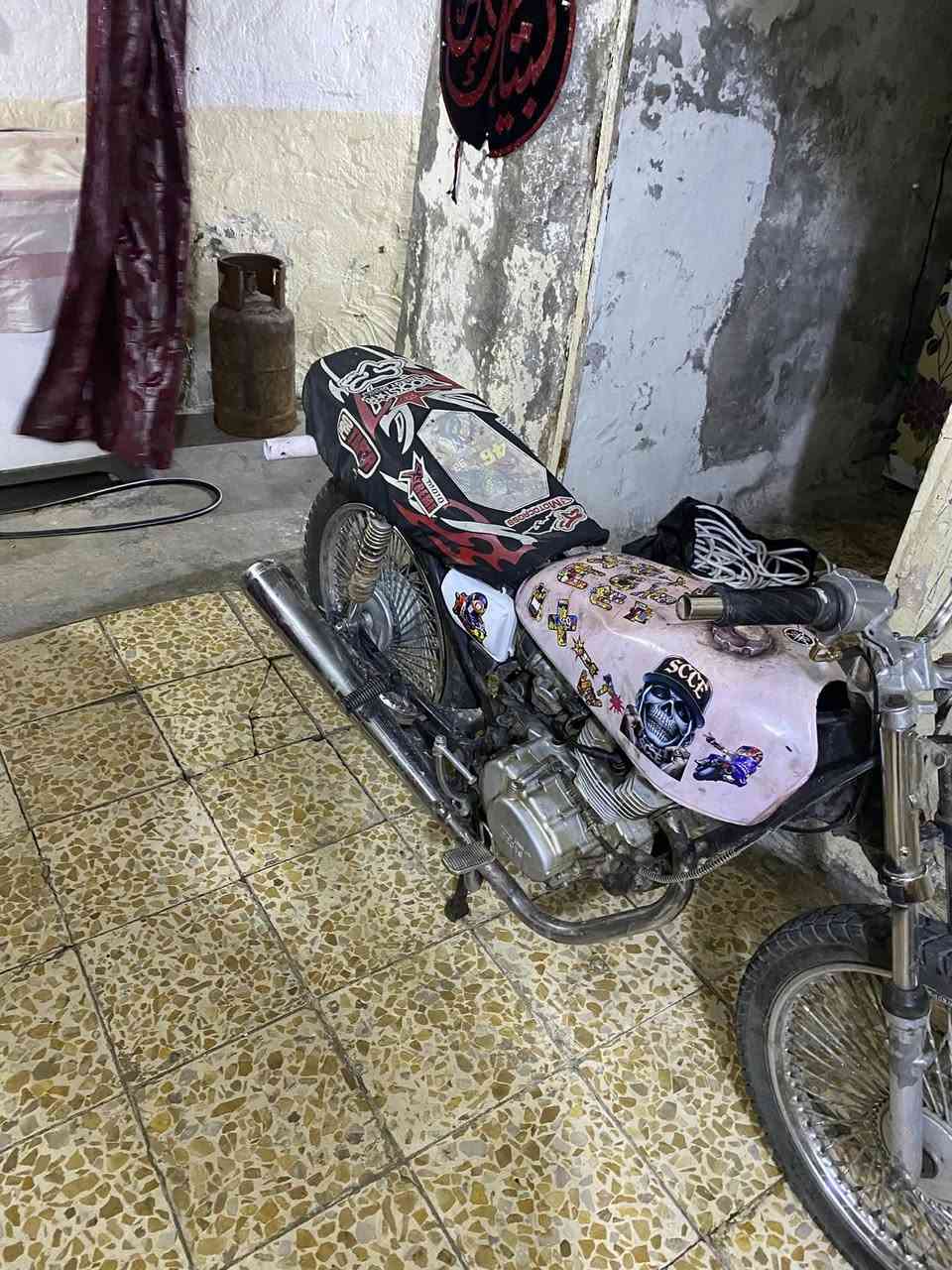 ايرانيه 5 كير شغاله شلعة معدل خير من الله ابيع كومة حديد العنوان بغداد السعر 160 الف وبيه مجال بسيط *********** واتساب او اتصال
