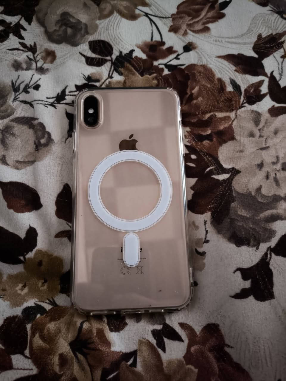 سلام عليكم/ للبيع
ايفون اكس ماكس نضيف 88%
جهاز مكفول من كلشي مامفتوح ولا معله بطاريه بلاديه
شاشه بلاديه 
كلشي شغال بي
مكاني بعقوبه
رقمي 
***********
وأتساب موجود
