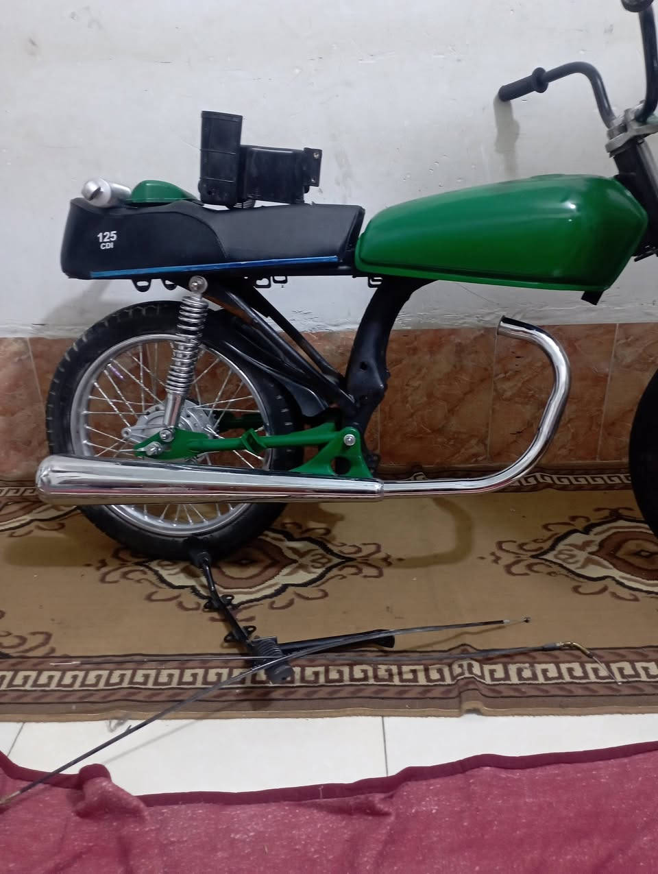 سلام عليكم دراجه لبيع  عوزه مكينه دراجه شاصي كلك غراضه جدد وعوزه دواسه بريك ويده كلج  ولباقي كله موجود  مكان بابل القاسم سعر خاص ***********
