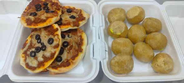 جهز حسب الطلب حجز قبل يوم على خاص او واتساب *********** كبب معجنات اكلات بورك سمبوسه توصل داخل ديوانية
