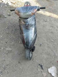 دراجه عصفوريه سرعه 60 تشتغل هندر نقص باتري مكينه نضيفه كهربائياتهه شغا...